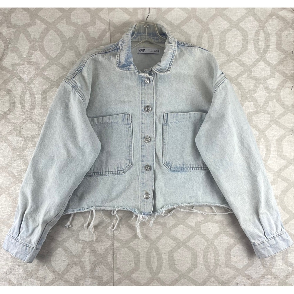 Zara Denim Jacket Womens Medium Light Wash Raw Hem Cropped‎ Oversized Cotton M
